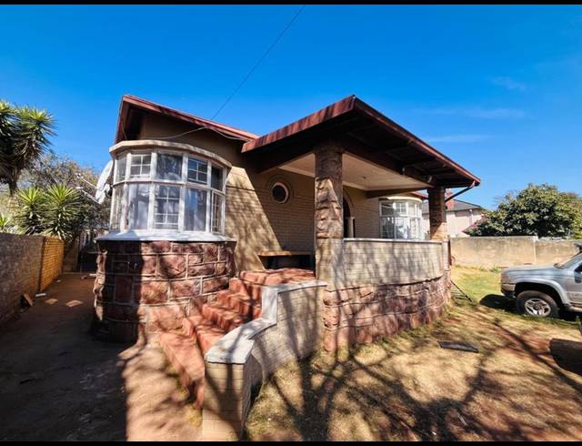 3 BEDROOM HOUSE FOR SALE IN KENSINGTON